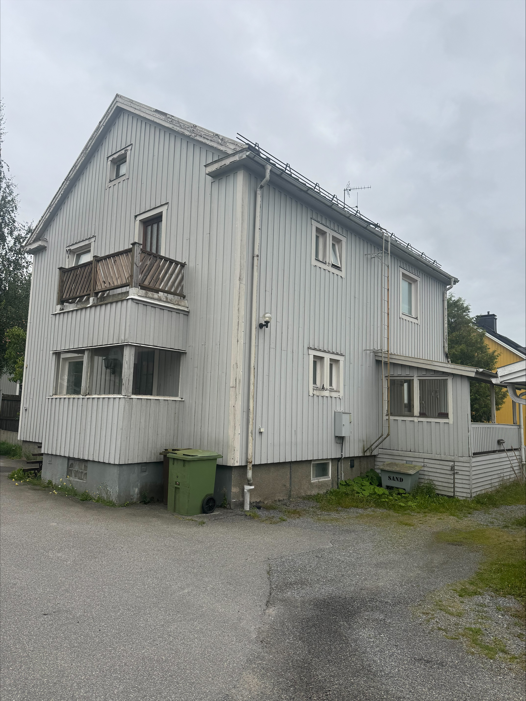 2 Östra kyrkogatan 123